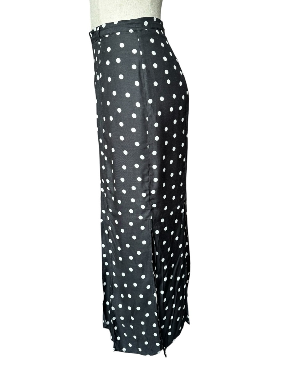 Rixo Georgia Midi Skirt in  Pearl Spot Mono Black & White Polkadot Medium - Picture 6 of 9